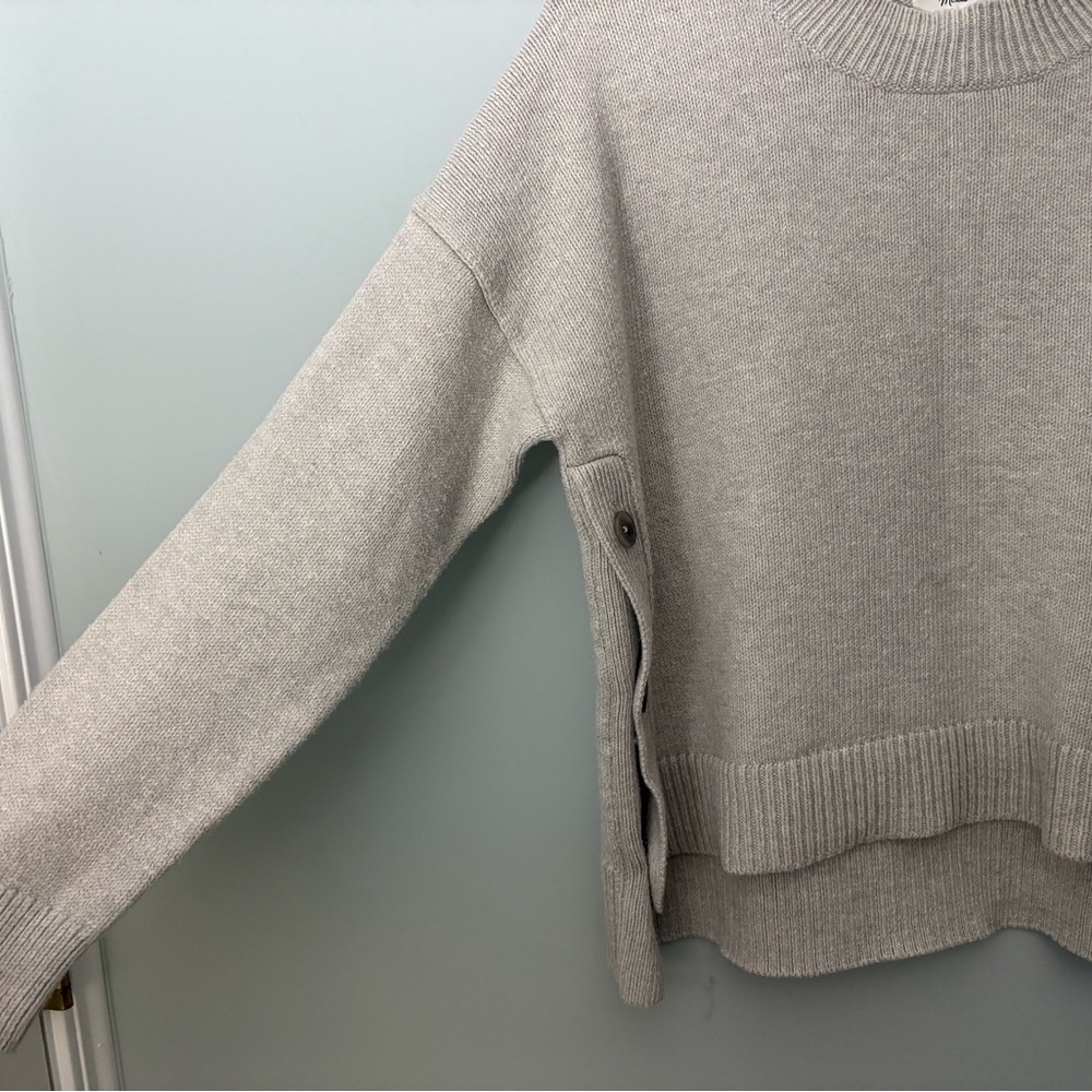 Madewell Gray "Brownstone" Side-Button Crewneck Sweater Size M - Picture 8 of 14